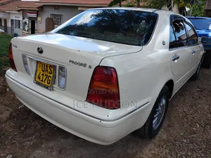 Toyota Progress 2002