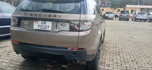 Land Rover Discovery 2018 Gold