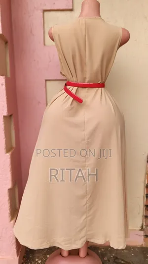 Elegant Beige Sleeveless Maxi Dress