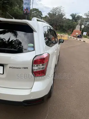 Subaru Forester 2.5X Limited 2013 White