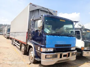 Fuso Supergreat 12 Tyres Box Body 20 Tones