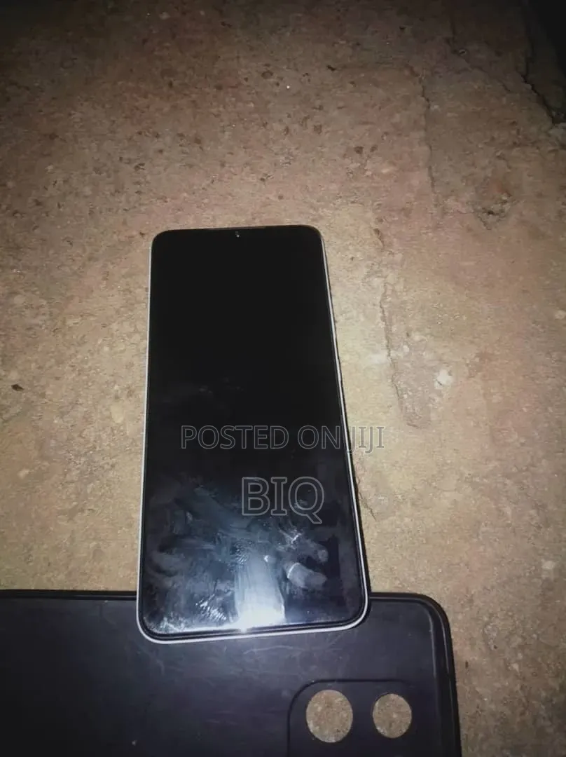 New Infinix Smart 7 64 GB White