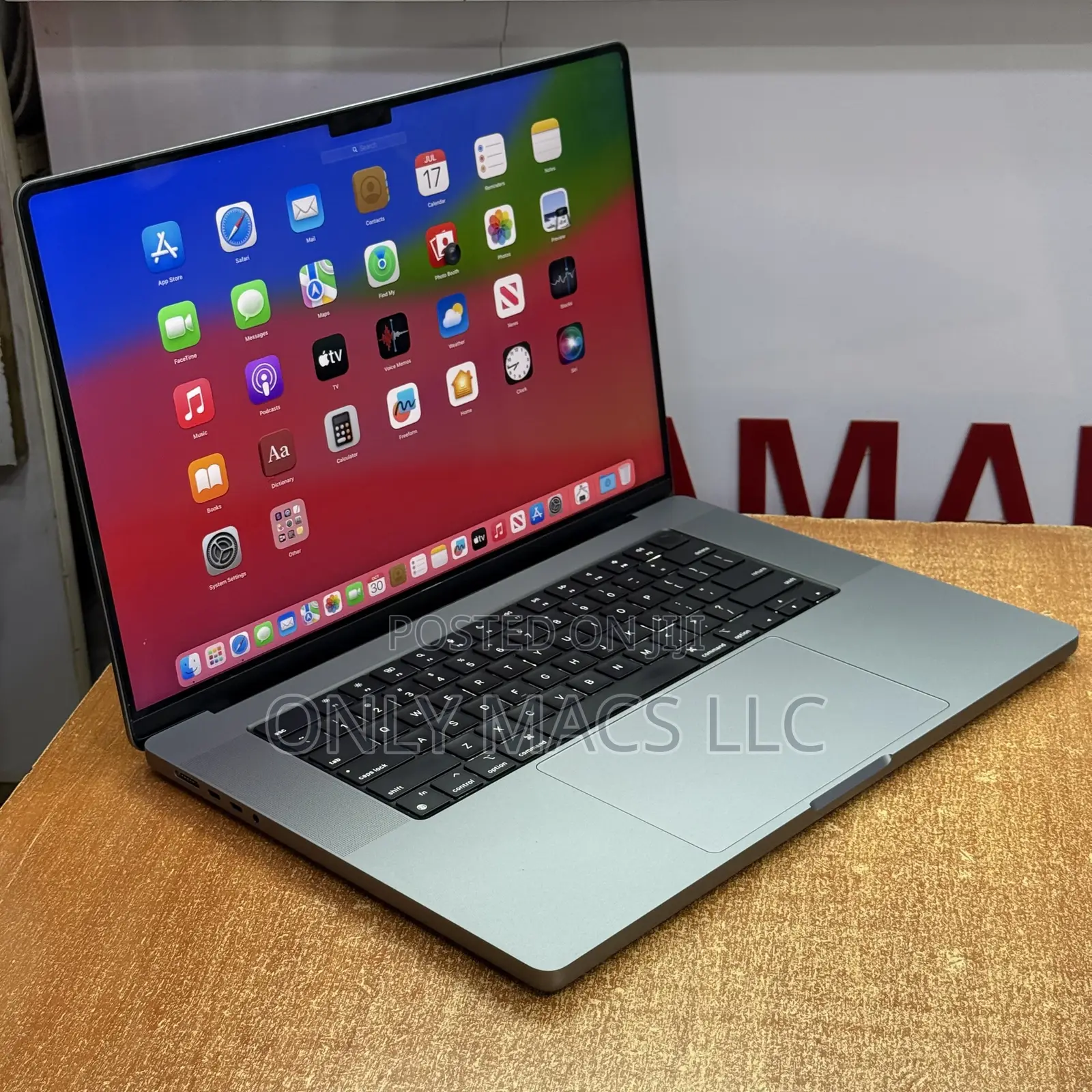 Laptop Apple MacBook Pro 2023 M2 16GB Apple M2 SSHD (Hybrid) 1T