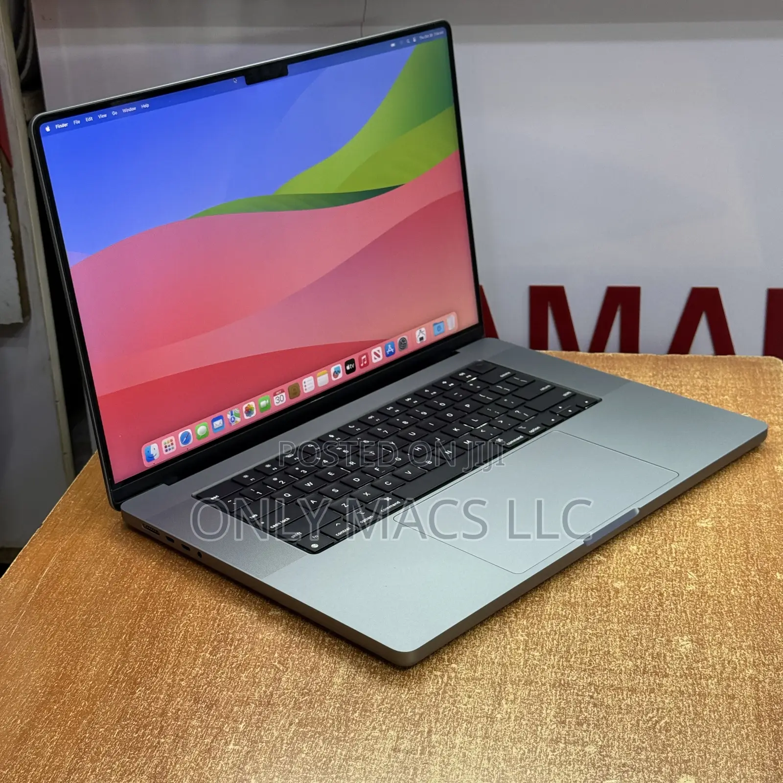 Laptop Apple MacBook Pro 2023 M2 16GB Apple M2 SSHD (Hybrid) 1T