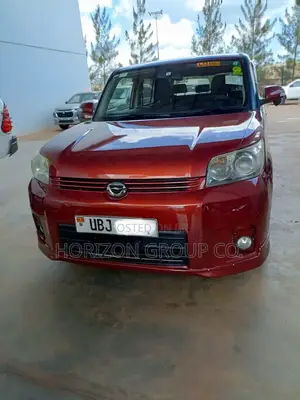 Toyota Corolla Rumion Hatchback 1.5 FWD 2011 Red