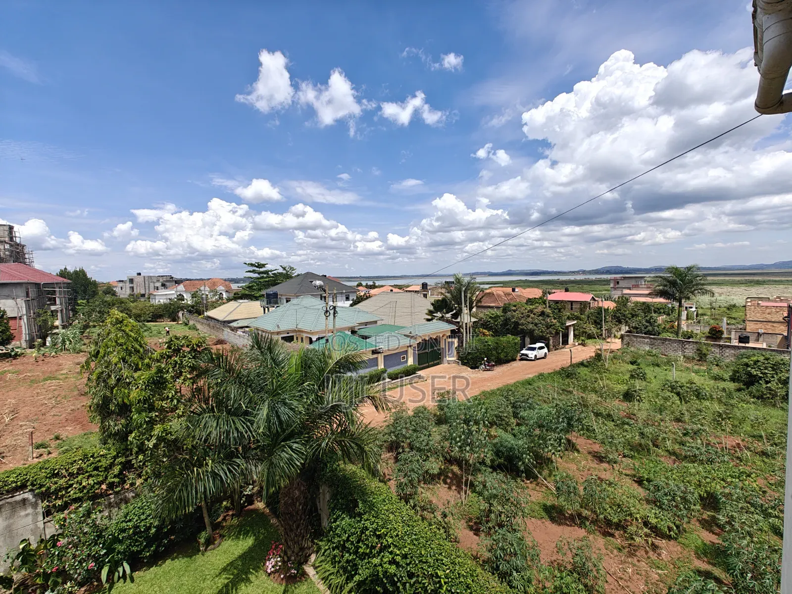 6bdrm Mansion in Victoria Estate, Katabi for sale