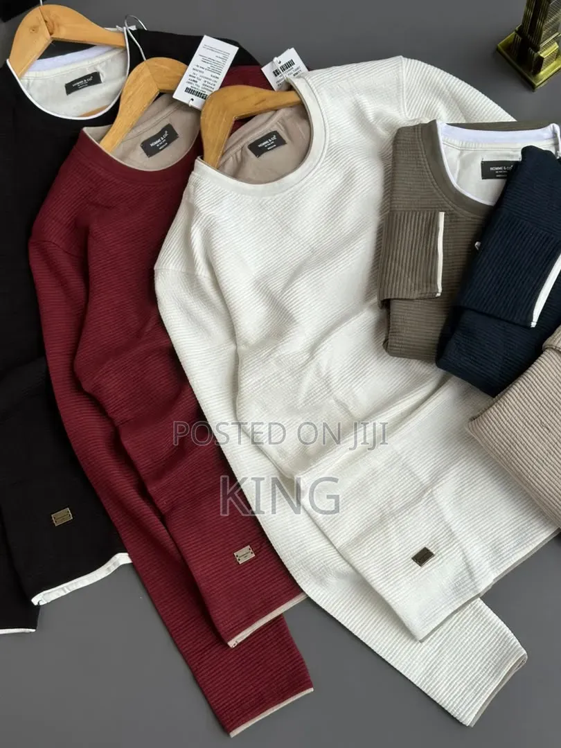 Textured Waffle-Knit Crewneck Long-Sleeve Men's T-Shirt