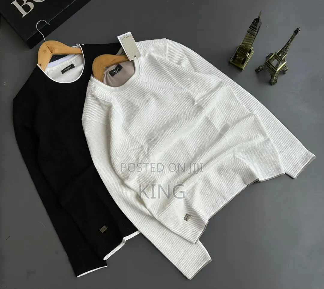 Textured Waffle-Knit Crewneck Long-Sleeve Men's T-Shirt
