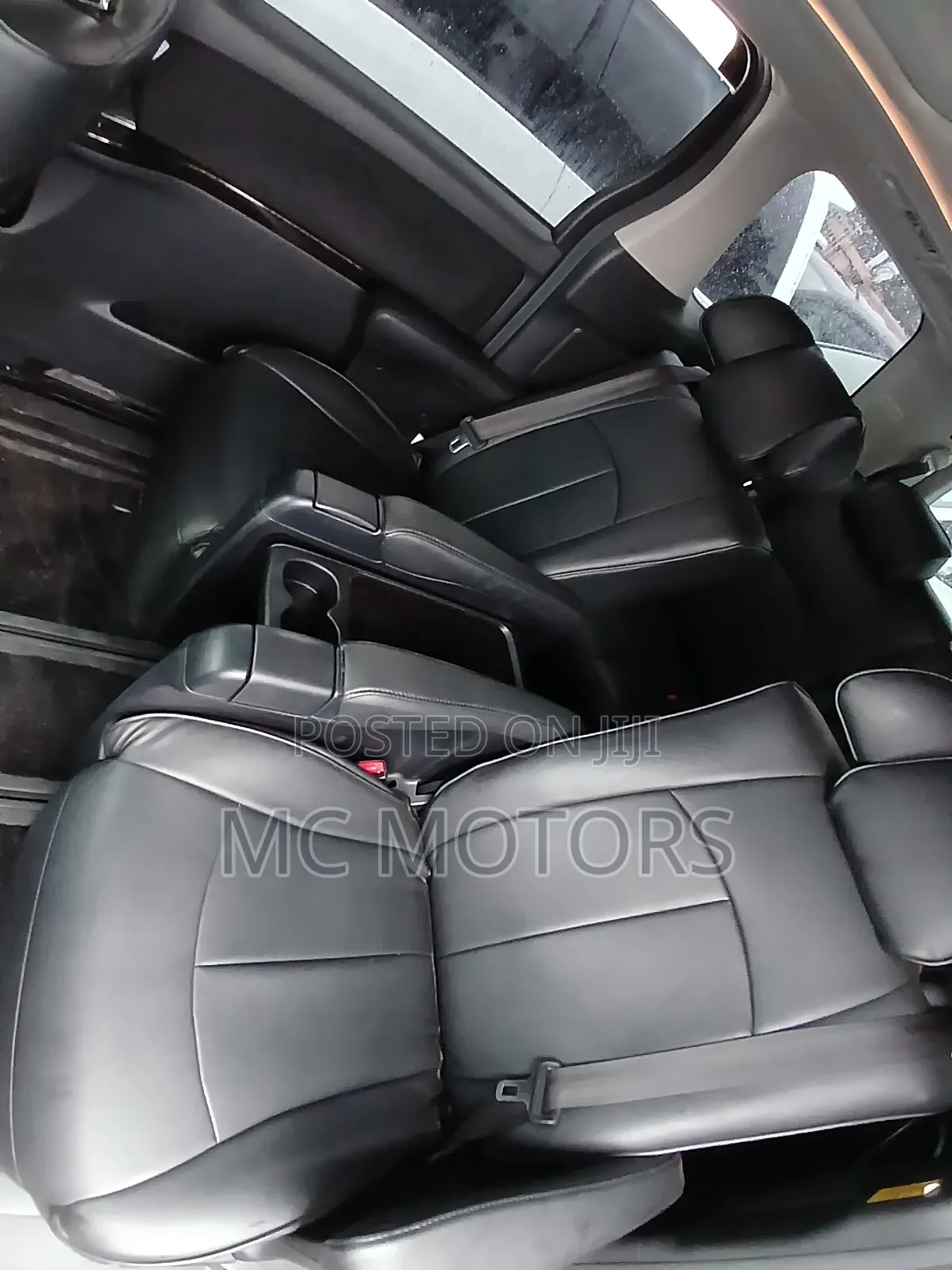 Toyota Alphard 2.4 Petrol AWD 2014 White