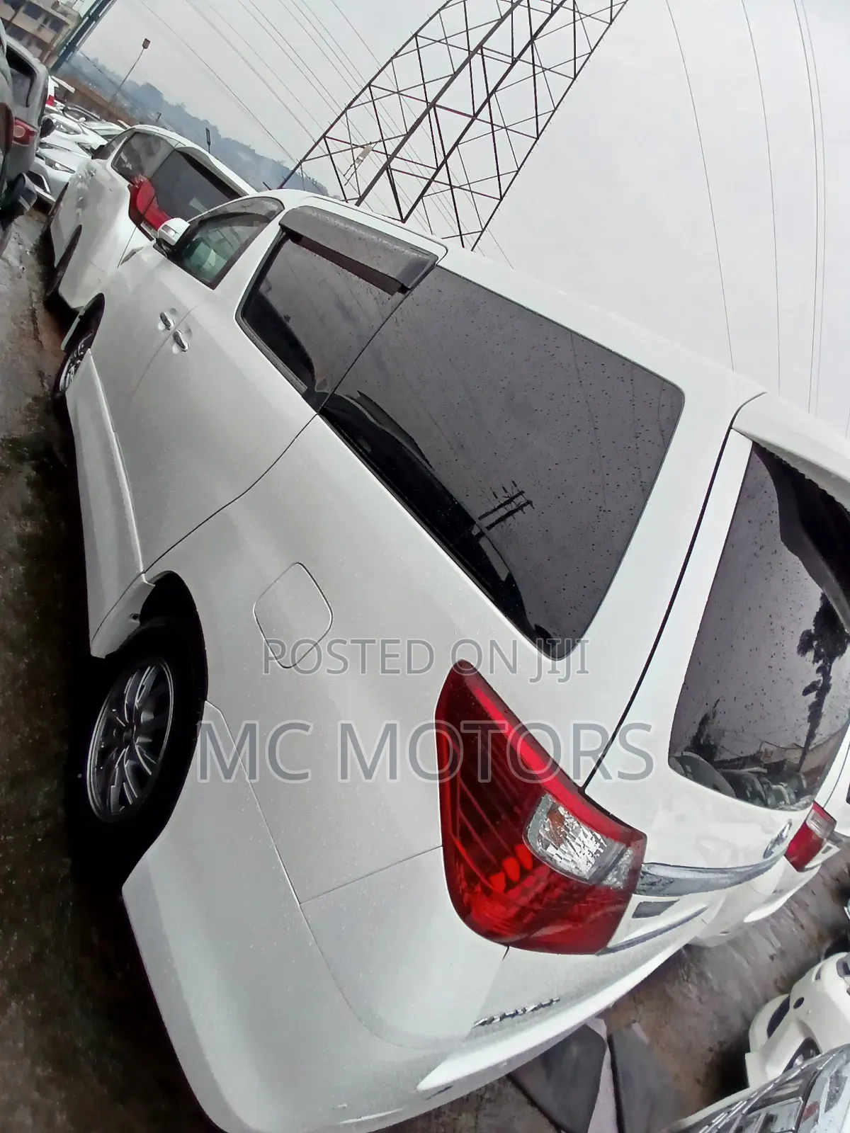 Toyota Alphard 2.4 Petrol AWD 2014 White
