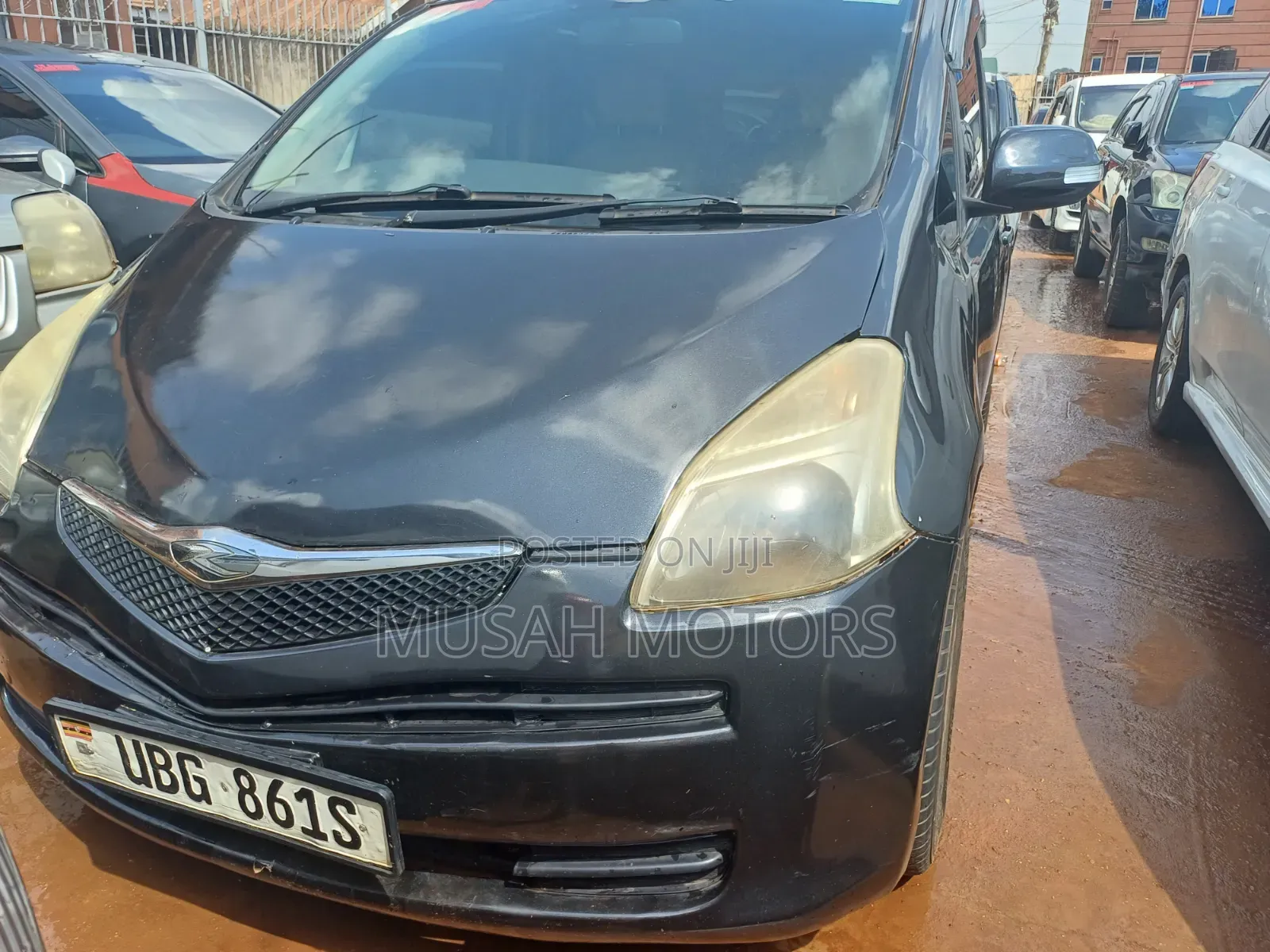 Toyota Ractis 2007 Black