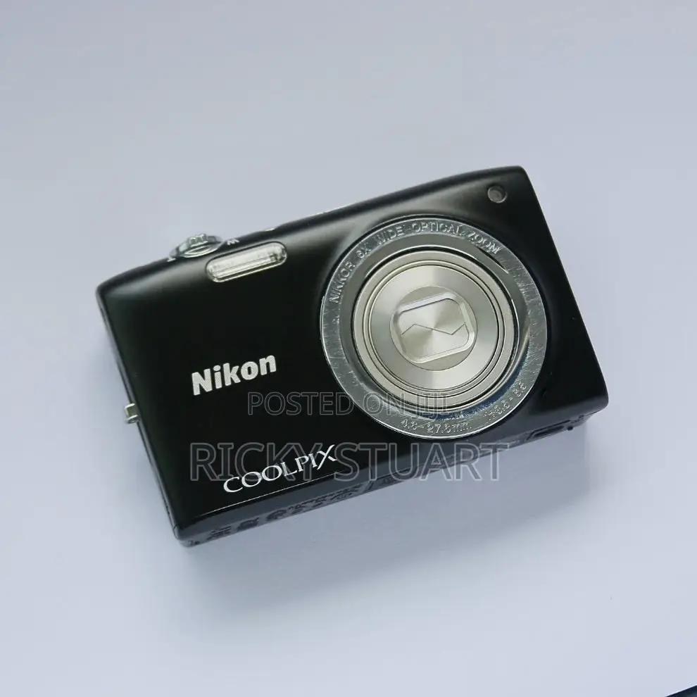 Nikon Digital Camera Coolpix S2700 16-Megapixel