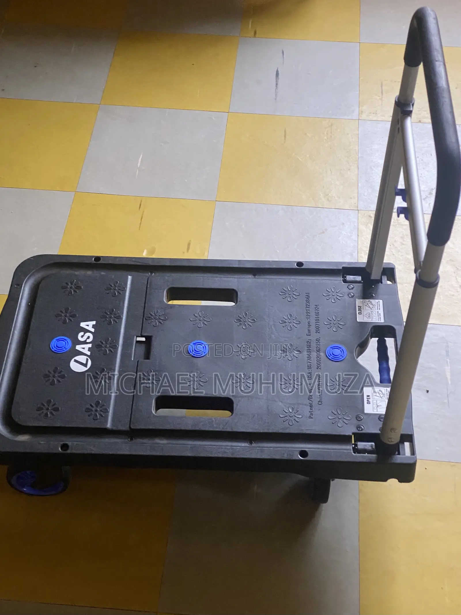 LASA Folding-Handle Platform Trolley