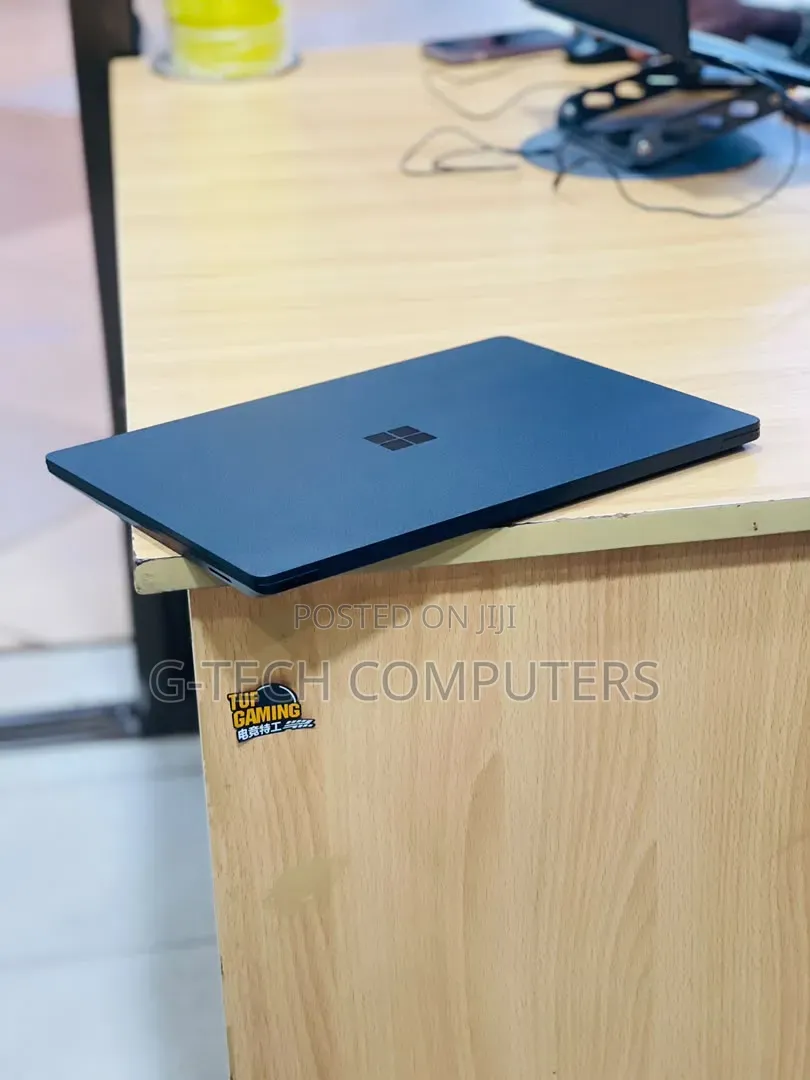 New Laptop Microsoft Surface Laptop 4 16GB Intel Core i7 SSD 512GB