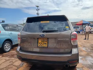 Subaru Forester 2016 Gold