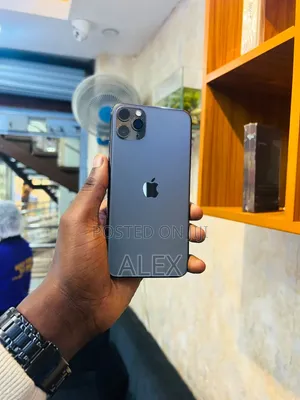 Apple iPhone 11 Pro Max 64 GB Black