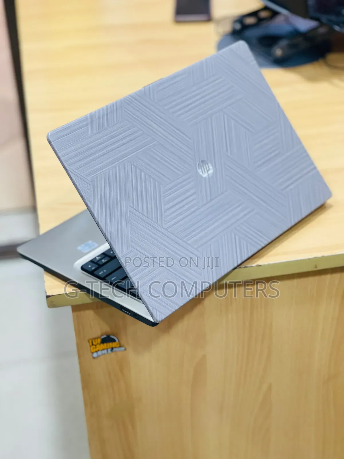 New Laptop HP Folio 13 8GB Intel Core i7 SSD 256GB