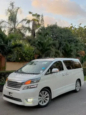 Toyota Vellfire V 2.4 4WD 7-Seater 2012 White