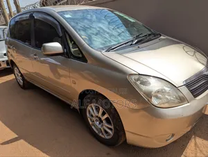 Toyota Corolla Spacio 2007 Gold