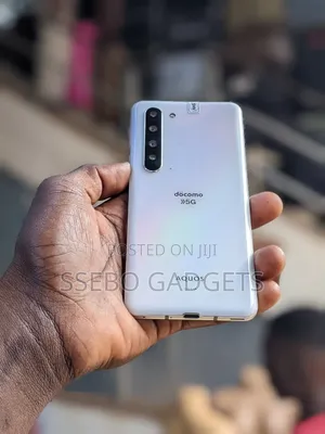 Sharp Aquos R5G 256 GB White