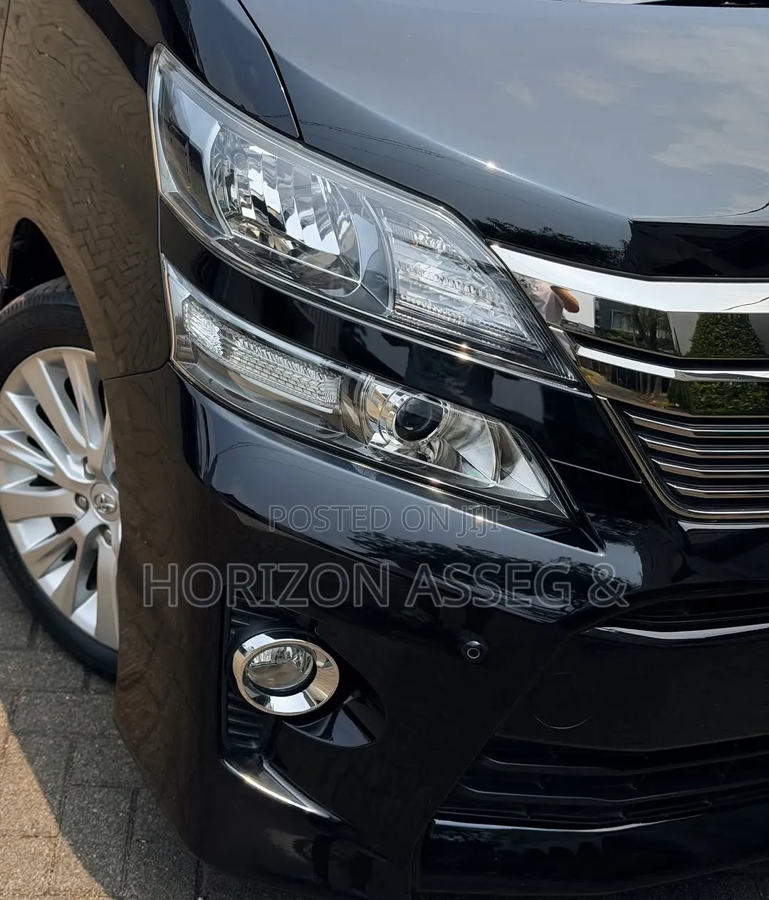 Toyota Vellfire 2011 Black