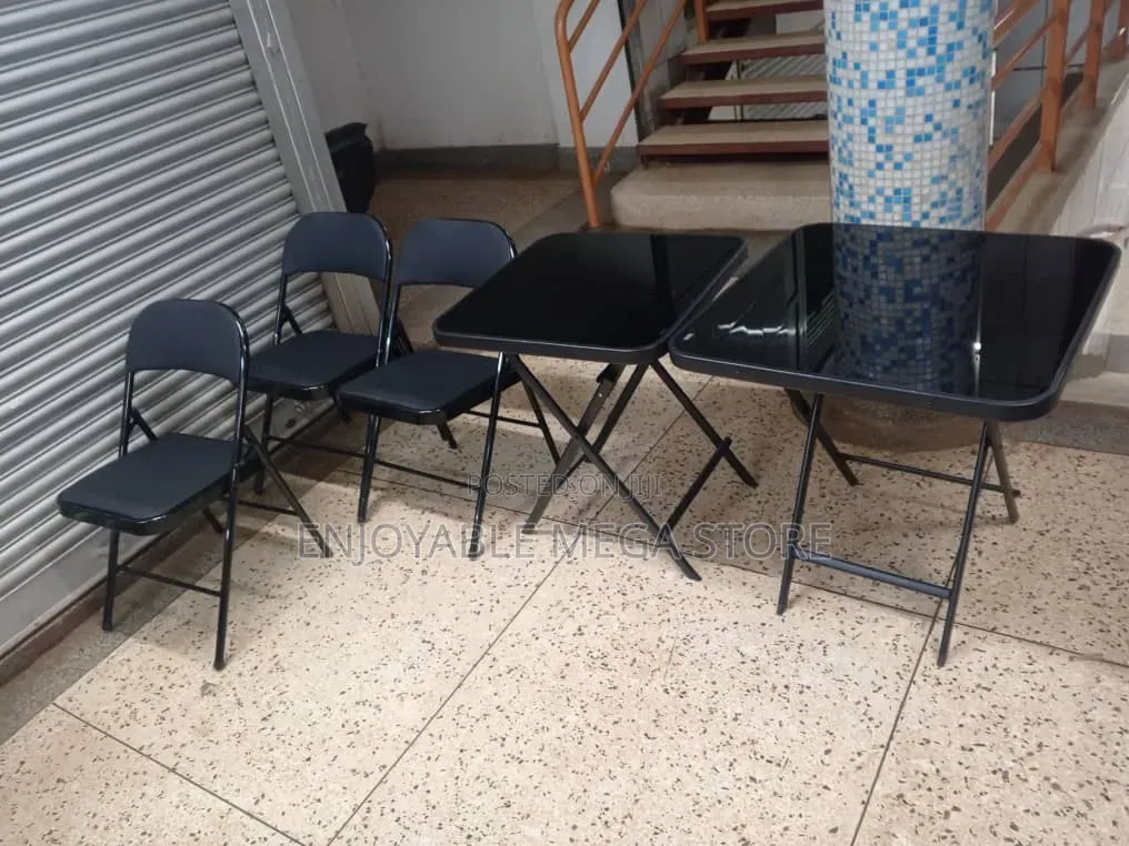 Combo Set 4 Chairs and 1 Foldable Glass Table