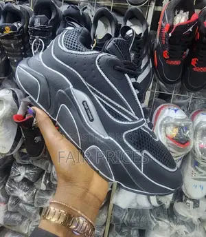 Original Dior Hommie Sneakers