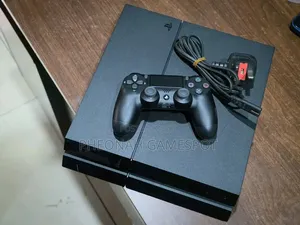 PS4 Standard With 13 Games, 2 Controllers: Your Bed Refuses Boring