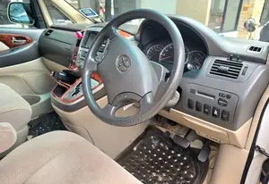 Toyota Alphard 3.0 Petrol AWD 2007 White
