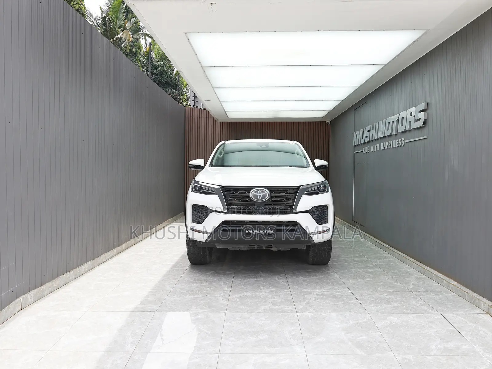 Toyota Fortuner 2.8 D AWD 2020 White