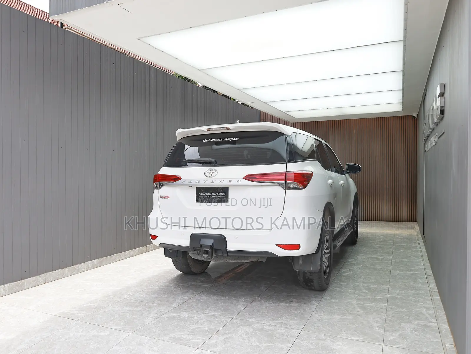 Toyota Fortuner 2.8 D AWD 2020 White