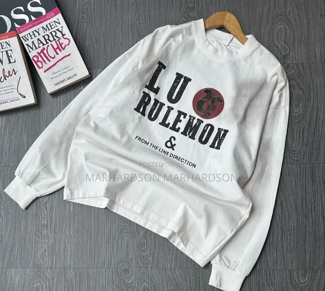 Classy Unisex Sweatershirt