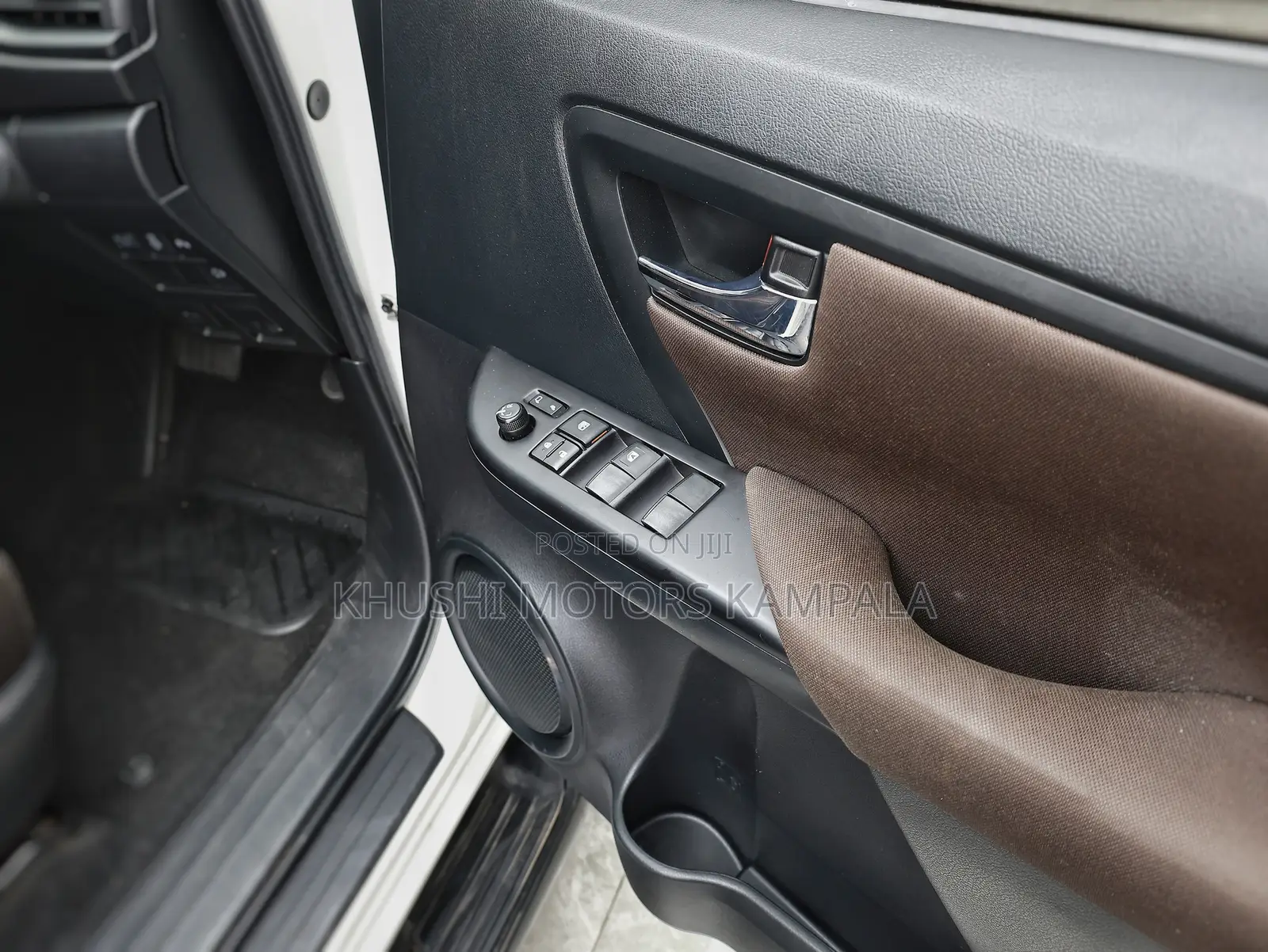 Toyota Fortuner 2.8 D AWD 2020 White