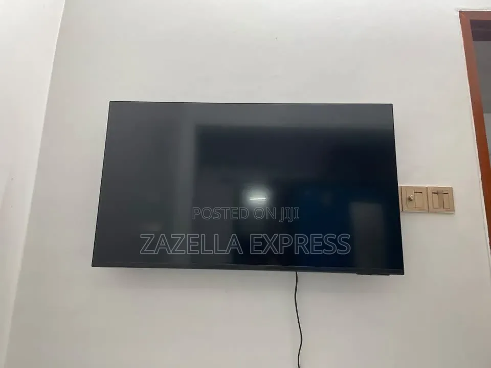 Samsung 32inch Smart TV U8000F