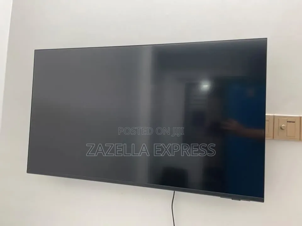 Samsung 32inch Smart TV U8000F