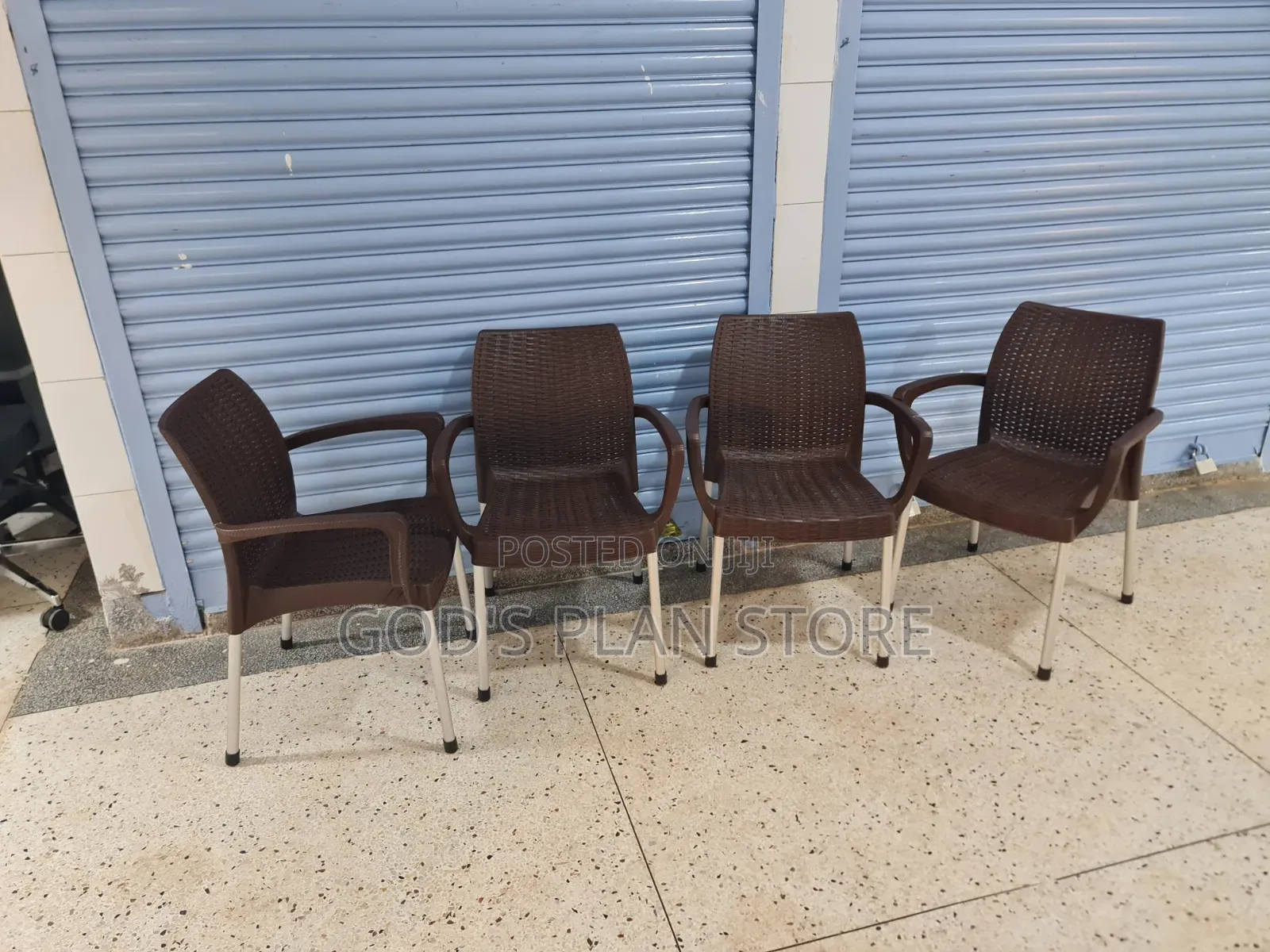 Solid Base Plastic Chairs Plastic Chairs