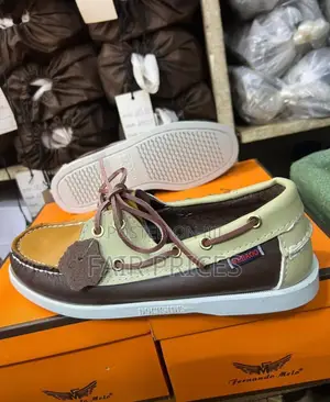 Sebago Laced Loafers Available