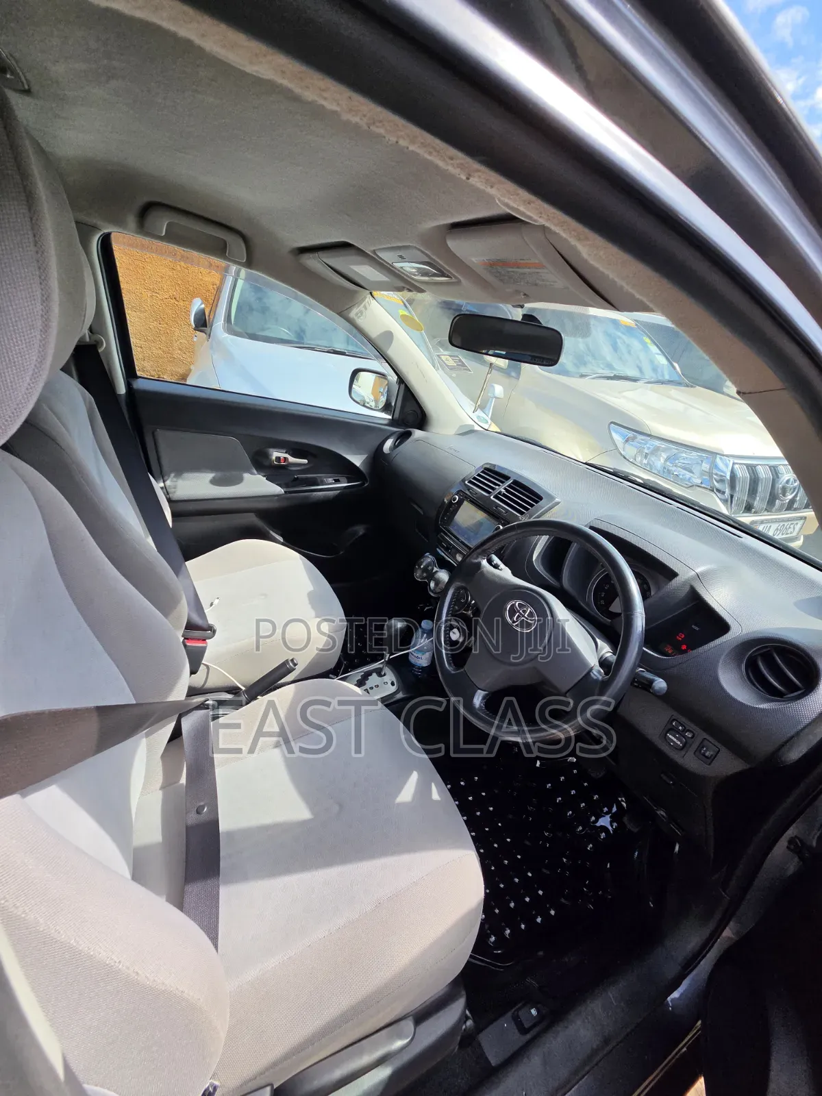 Toyota IST 2009 Gray