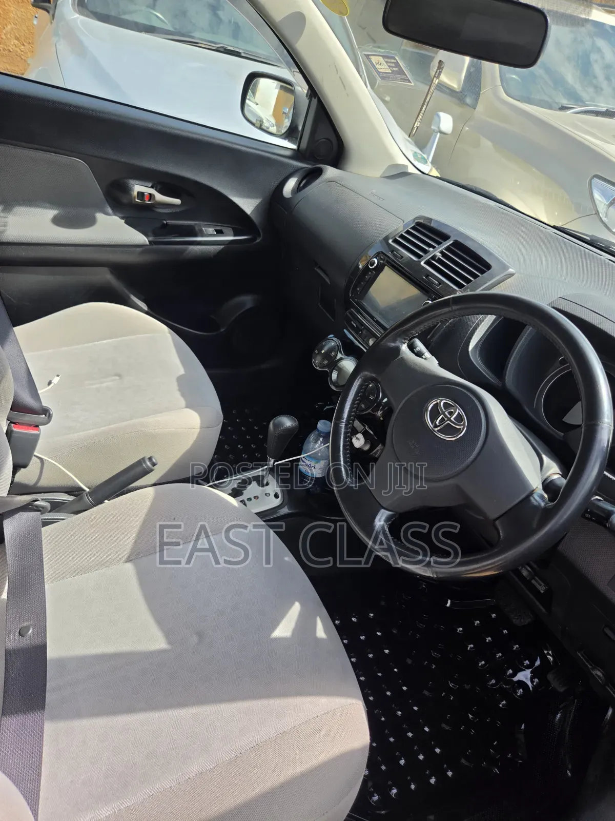Toyota IST 2009 Gray