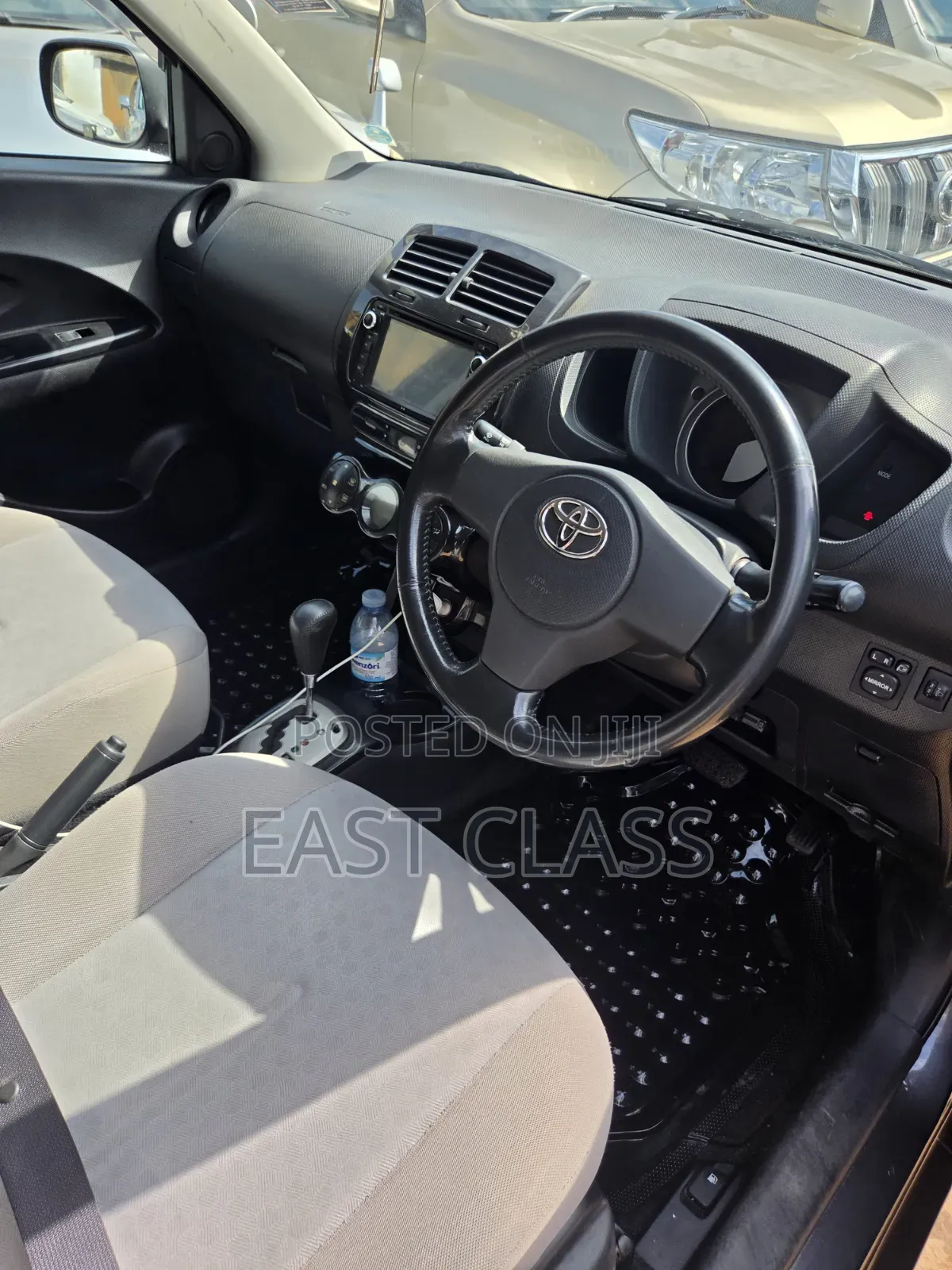 Toyota IST 2009 Gray
