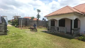 3bdrm Bungalow in Nabusugwe, Kira for sale