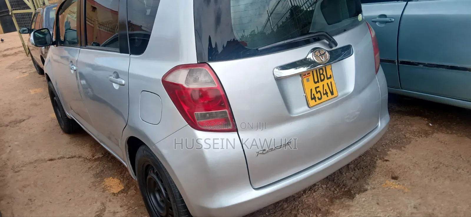 Toyota Ractis 2006 Silver