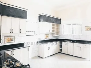 4bdrm Bungalow in Kira Nsasa for sale