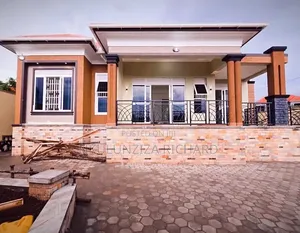 4bdrm Bungalow in Kira Nsasa for sale