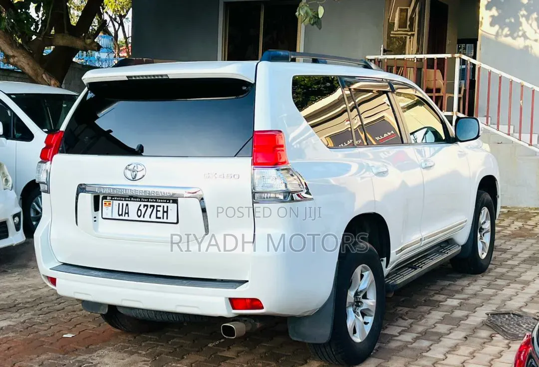 Toyota Land Cruiser Prado 2011 White