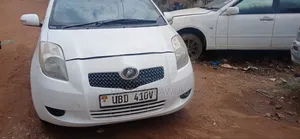 Toyota Vitz 2008 White