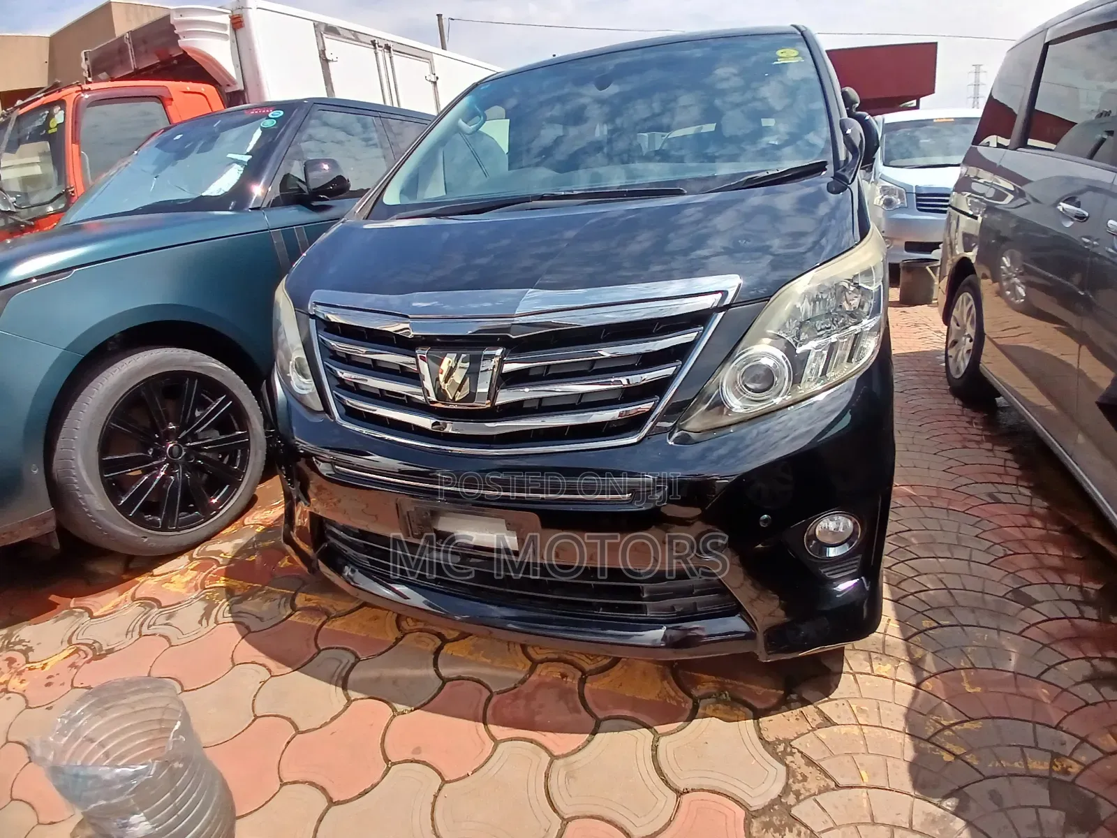 Toyota Alphard 2.4 Petrol AWD 2014 Black