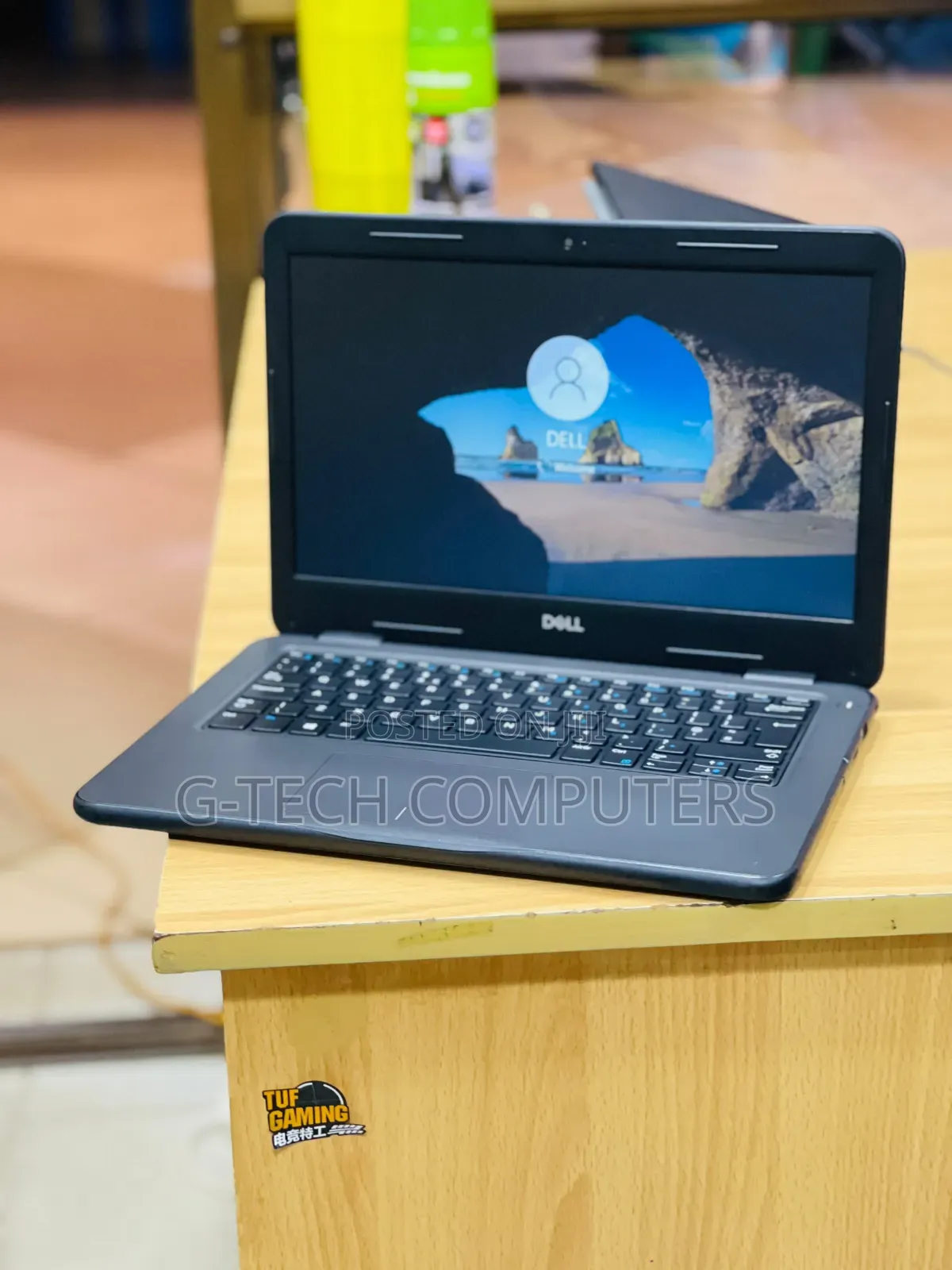 New Laptop Dell Latitude 3310 4GB Intel Core i5 SSD 128GB