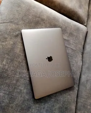 Laptop Apple MacBook Pro 2017 16GB Intel Core i7 SSD 1T