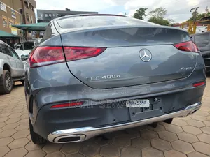 New Mercedes-Benz GLE-Class GLE 400d 4MATIC 2021 Silver